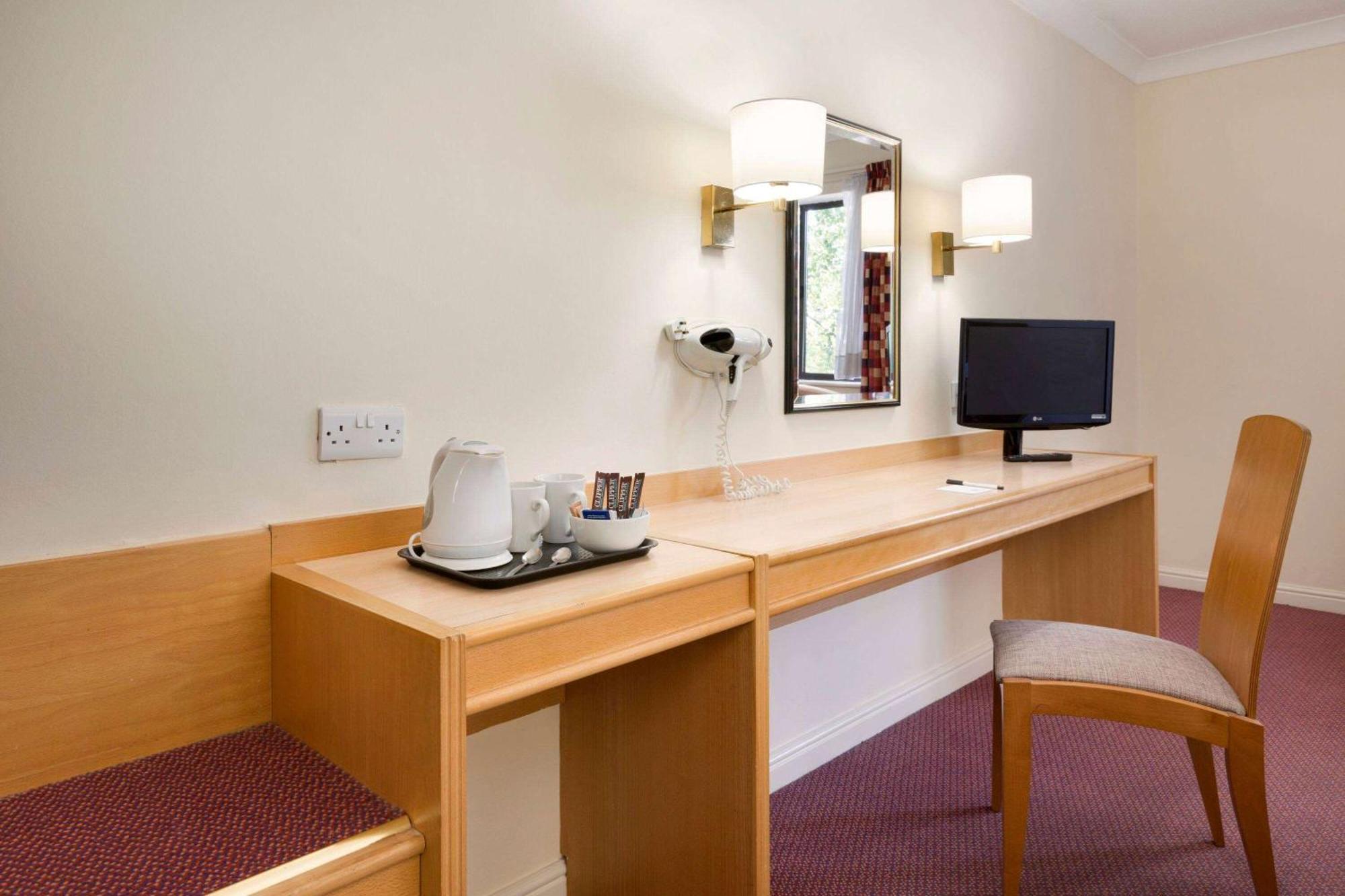 Days Inn Southampton Rownhams Chilworth  Extérieur photo