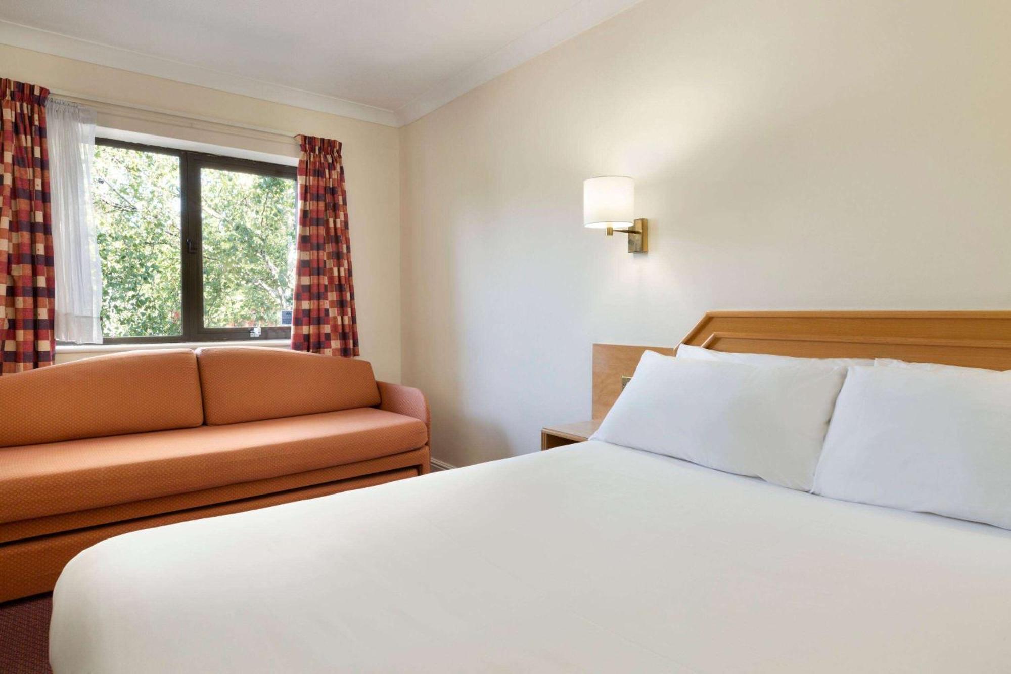 Days Inn Southampton Rownhams Chilworth  Extérieur photo
